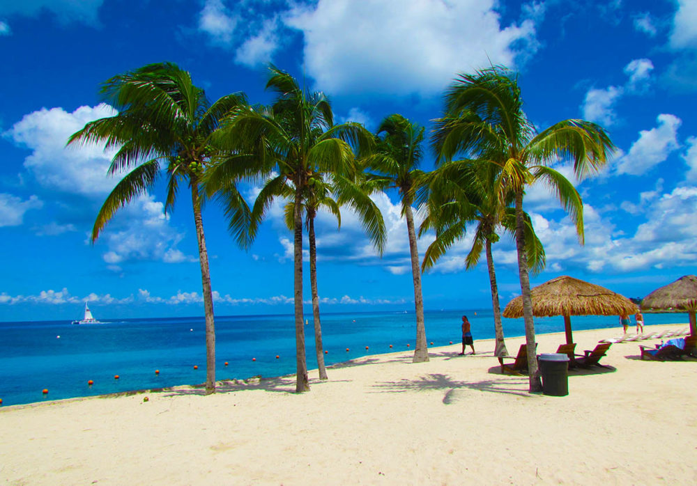 Top 7 Pristine Caribbean Beaches