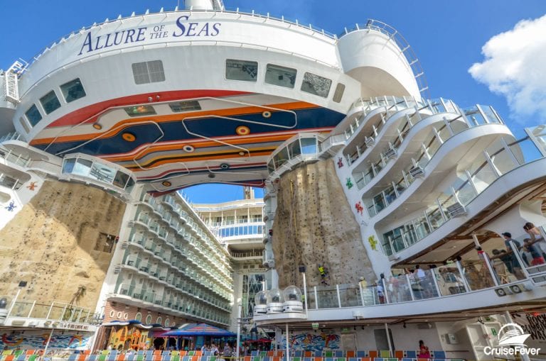 5 Reasons to Use a Cruise Travel Agent to Book Your Next Cruise