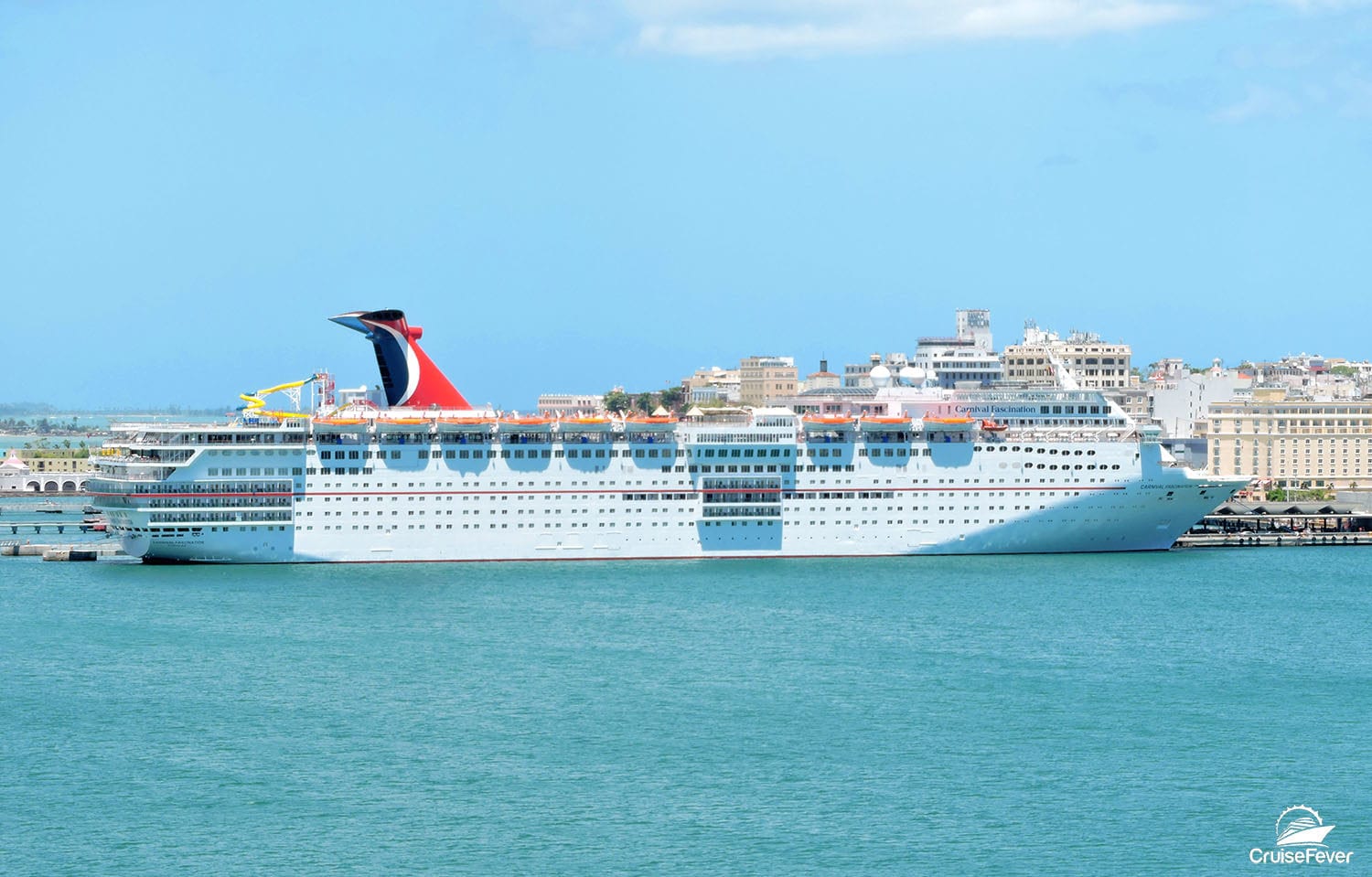 cruise ship leaving puerto rico