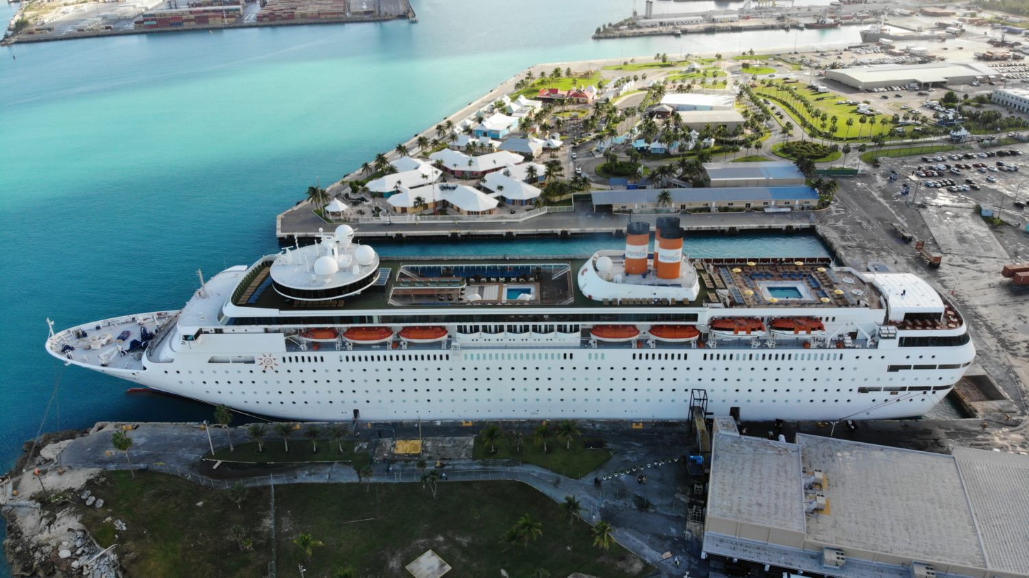 cruise ship in port freeport grand bahama