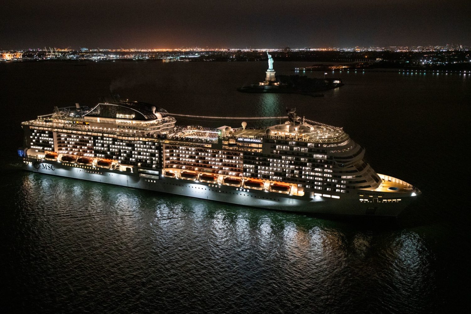 MSC Meraviglia Largest Cruise Ship to Visit New York City