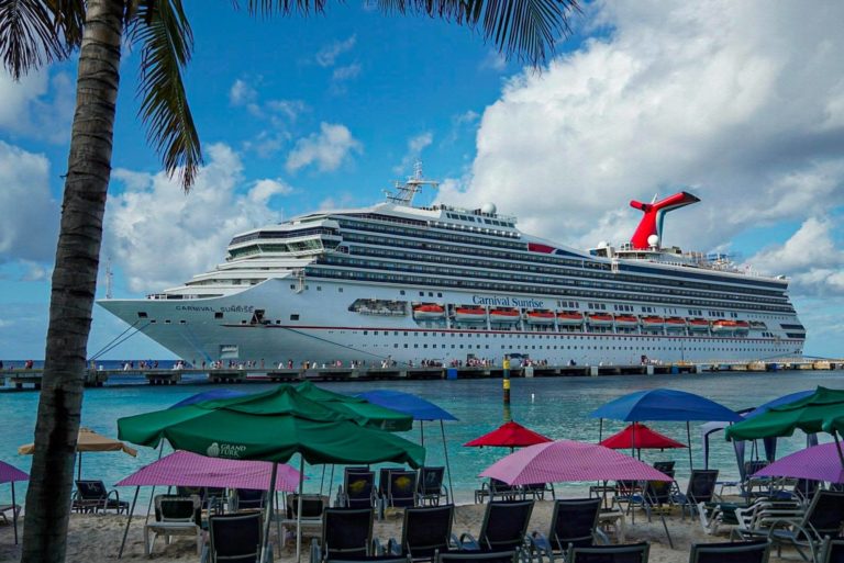 Food Venues Not to Miss on Carnival Sunrise