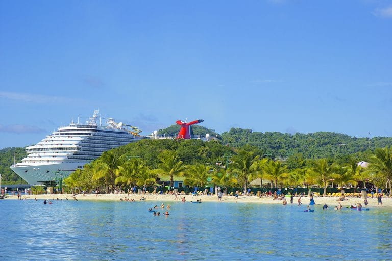 17 Top Things to Do in Roatan on a Cruise