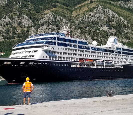 Azamara Pursuit cruise ship