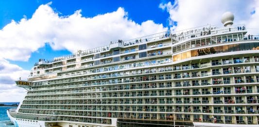 Norwegian cruise line escape ship