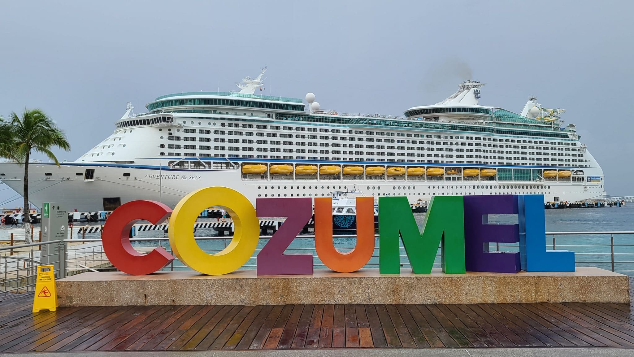 First Cruise Ship Docks in Cozumel in Over a Year