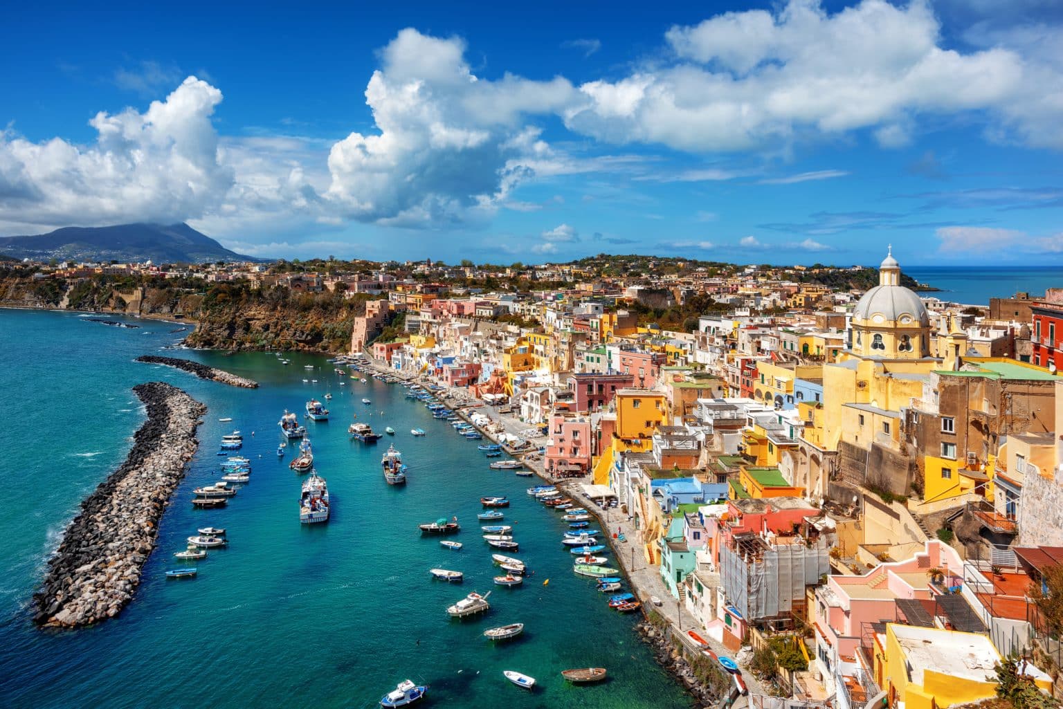 Best Mediterranean Cruises in 2023 (7 Nights +)