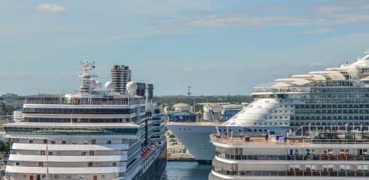 cruise ships in port everglades on embarkation day