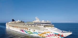 Norwegian Pearl cruise ship