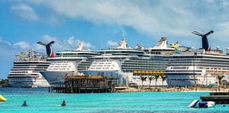 cruise ships in nassau
