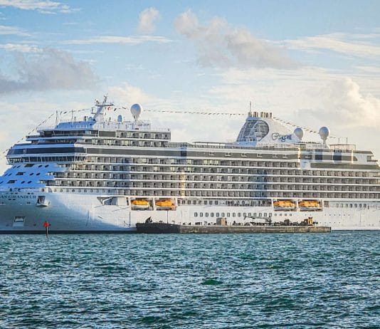 Regent Seven Seas Grandeur