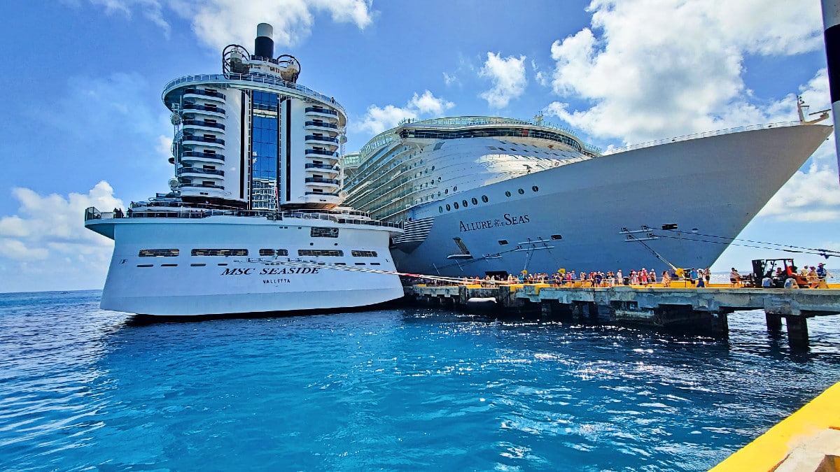 MSC and Royal Caribbean ships in port. Cruise lines with most berths passenger capacity