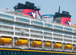 Disney Magic cruise ship
