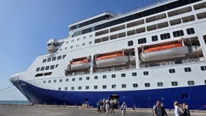 More Cruises Canceled, Cruise Ships Unable to Leave Persian Gulf