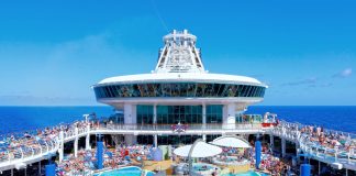 Royal Caribbean pool photo