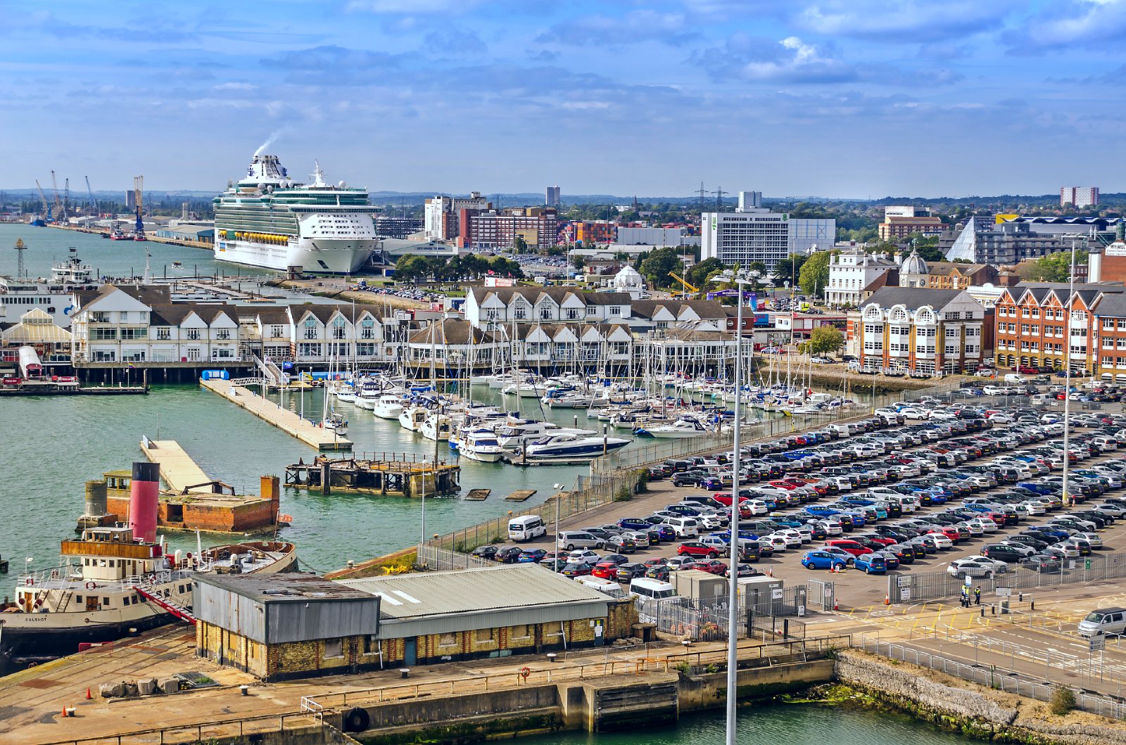 Southampton cruise parking lot UK