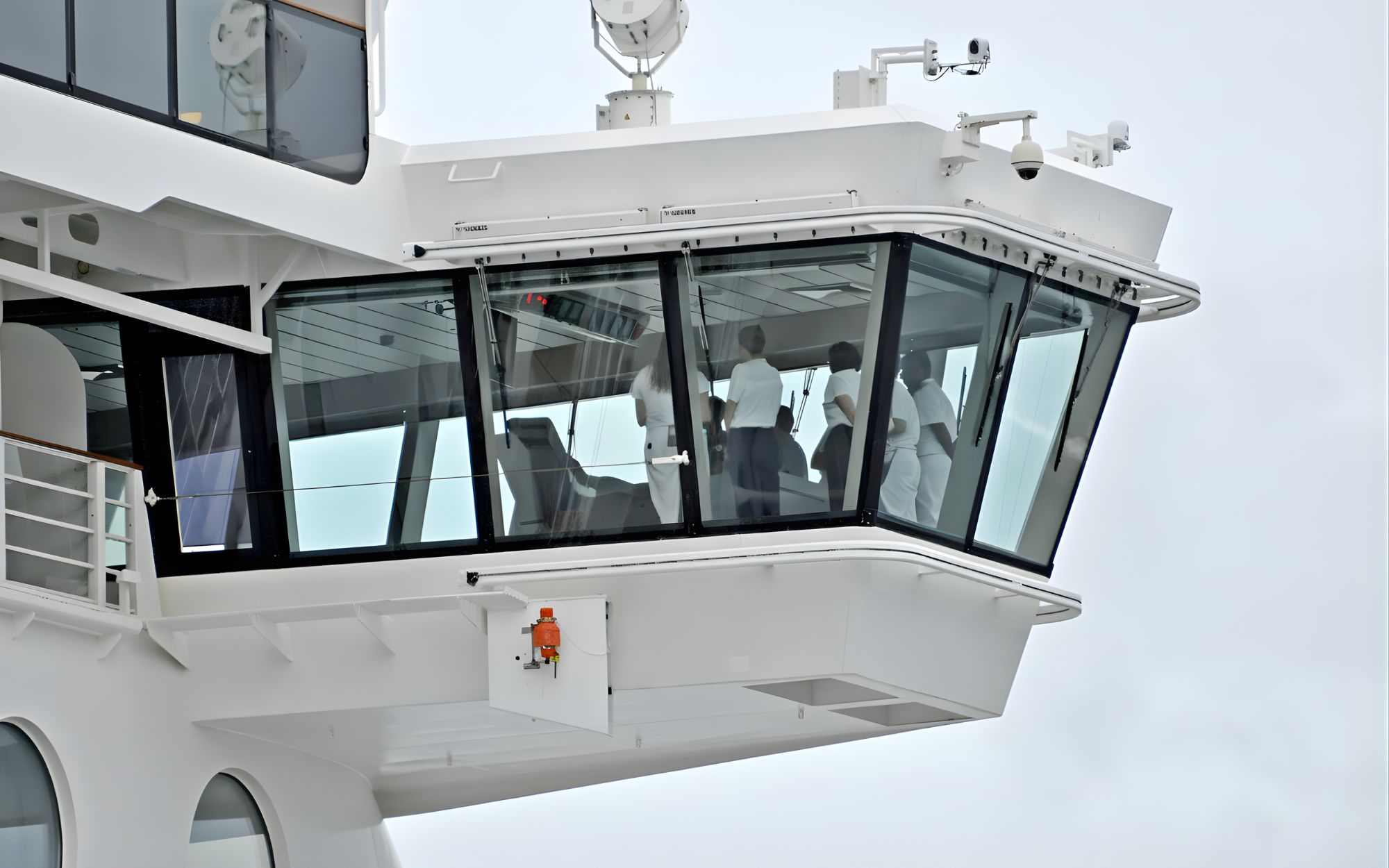 Cruise Ship Bridge crew