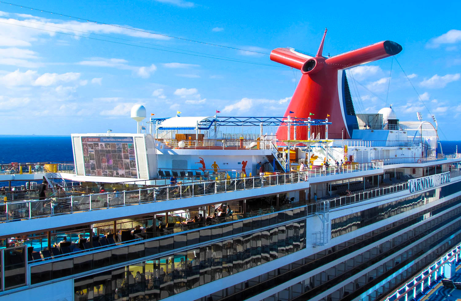 Carnival breeze cruise ship