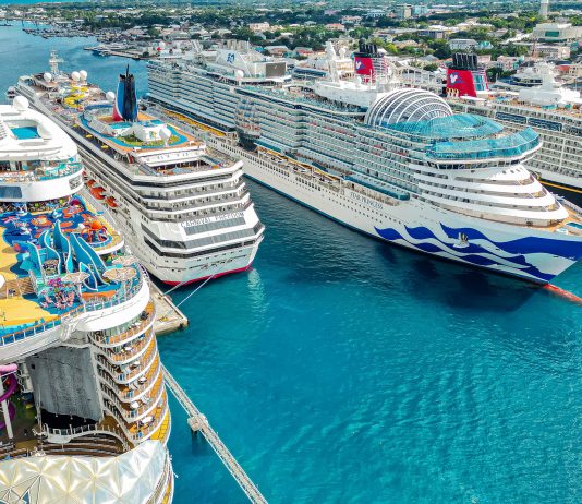 cruise ships Nassau