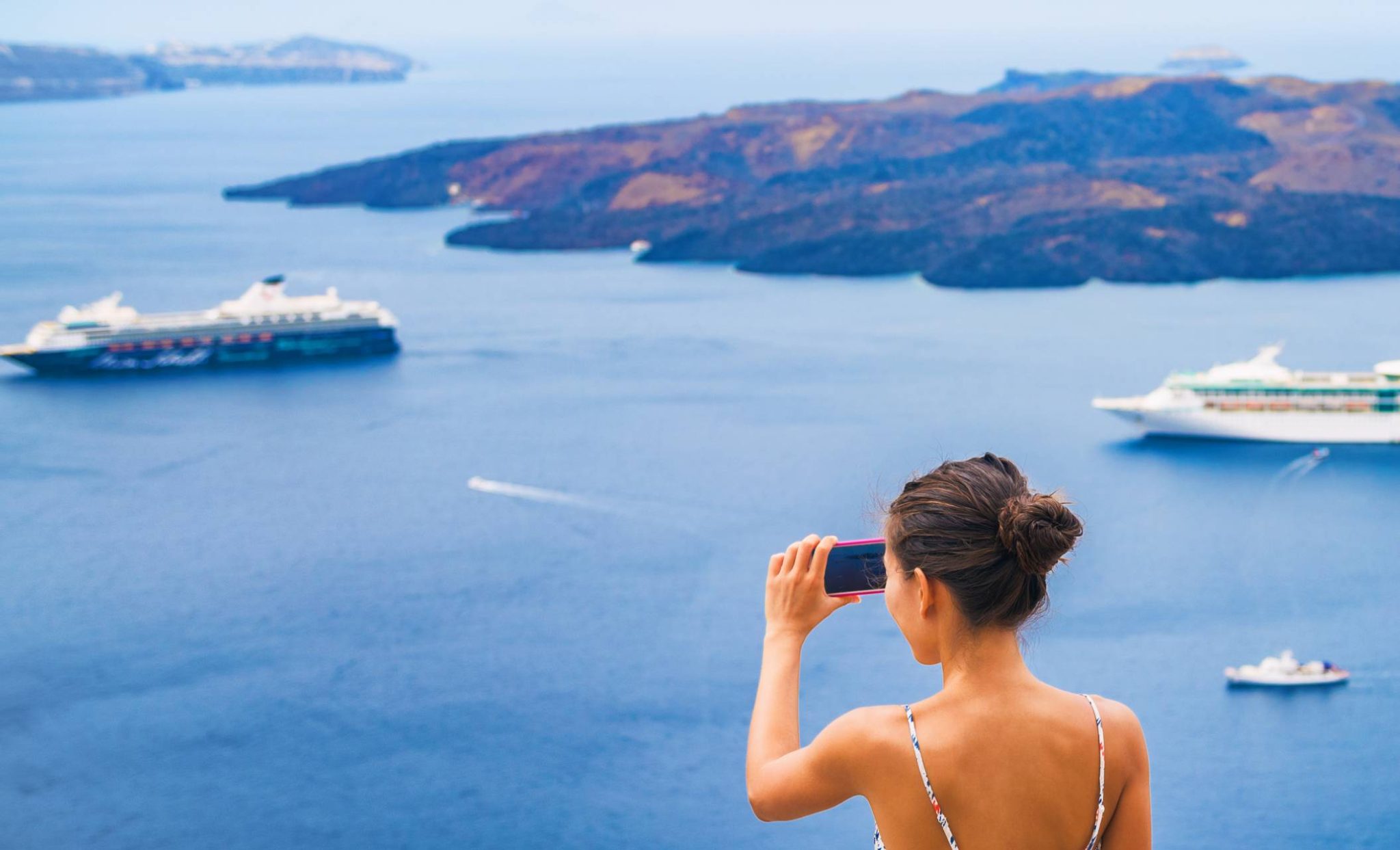 woman phone cruise ships