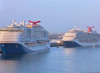 Carnival cruise ships in Galveston, Texas - Cruise Fever (1)
