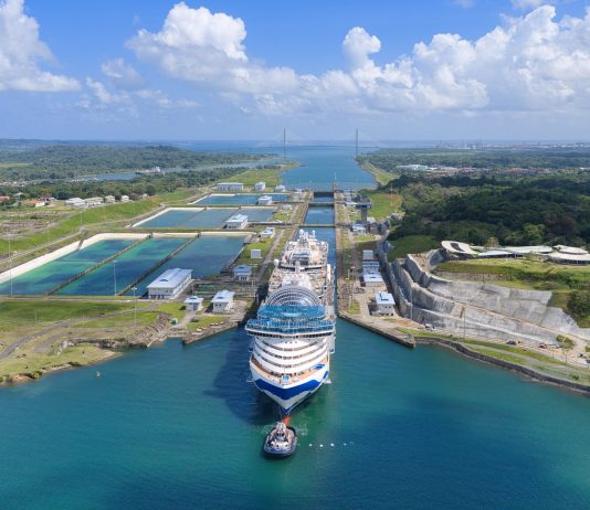 Star-Princess-Panama-Canal