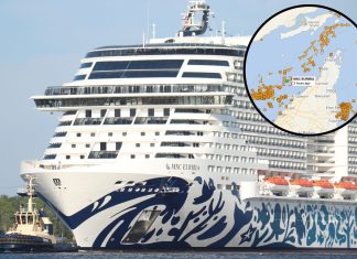 MSC Euribia crossing strait of hormuz