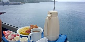 cruise ship balcony food