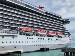 valiant lady cruise ship