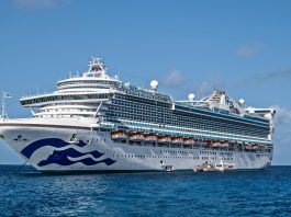 Cruise Ship Caribbean Princess Loses Power on Way Back to Port Canaveral Caribbean Princess cruise ship in sea