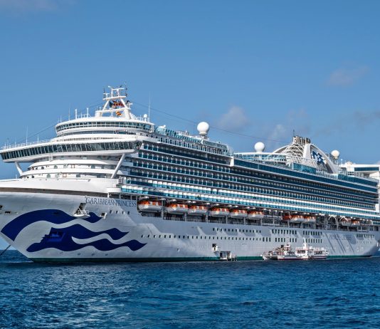 Cruise Ship Caribbean Princess Loses Power on Way Back to Port Canaveral Caribbean Princess cruise ship in sea