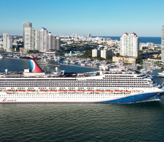 Carnival conquest port Miami