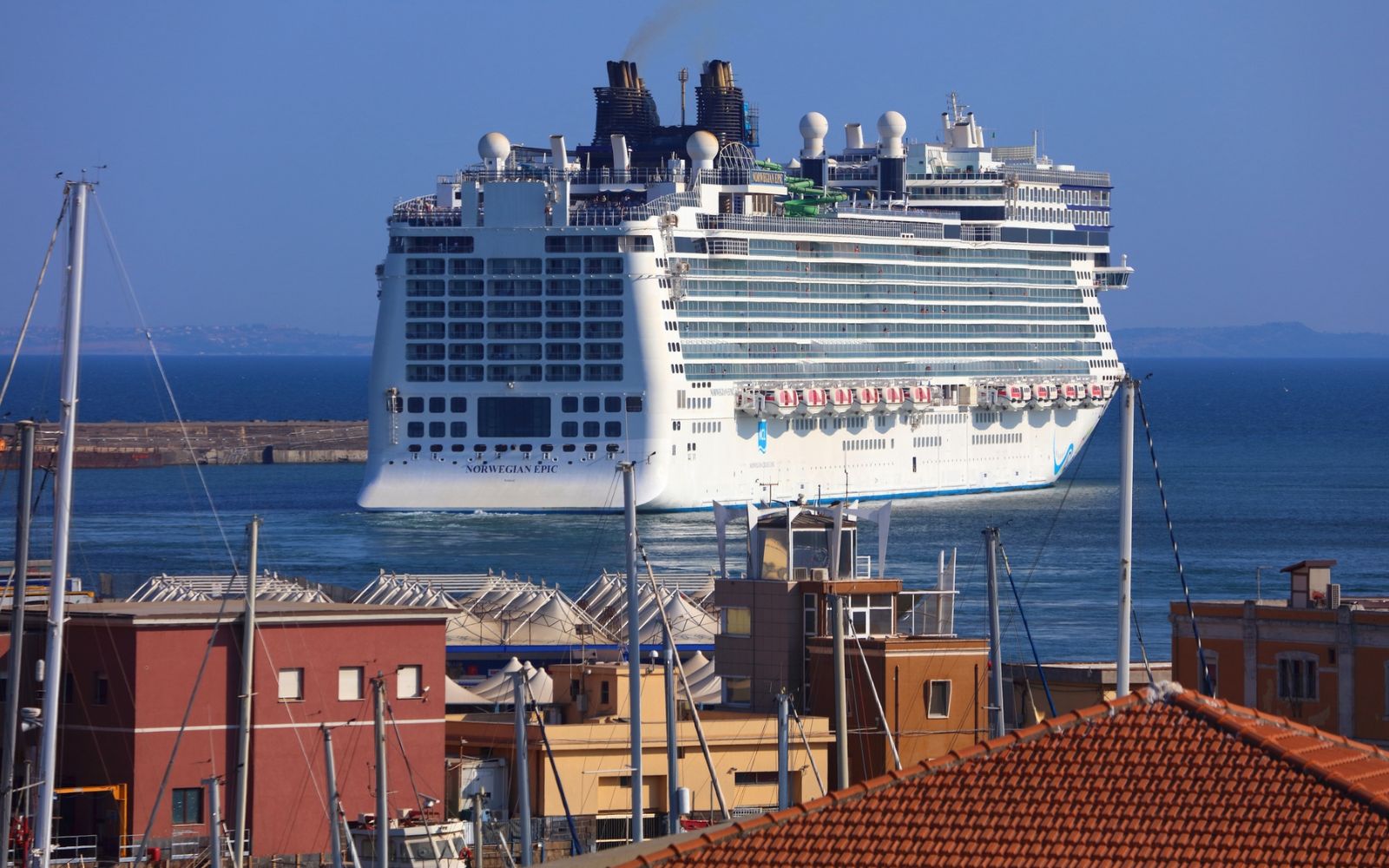Norwegian Epic sailing out of CATANIA, ITALY