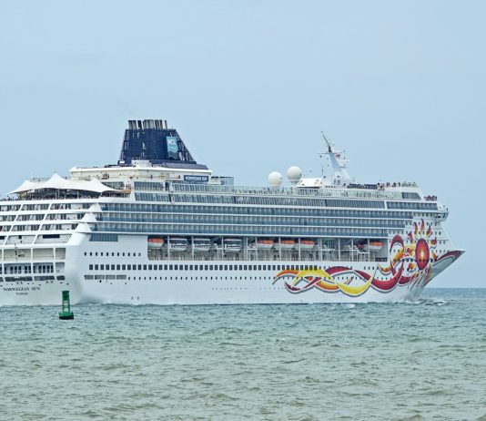 Norwegian Sun cruise ship at sea