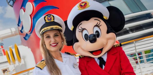 Captain Maria Gotor, Captain of Disney Wish