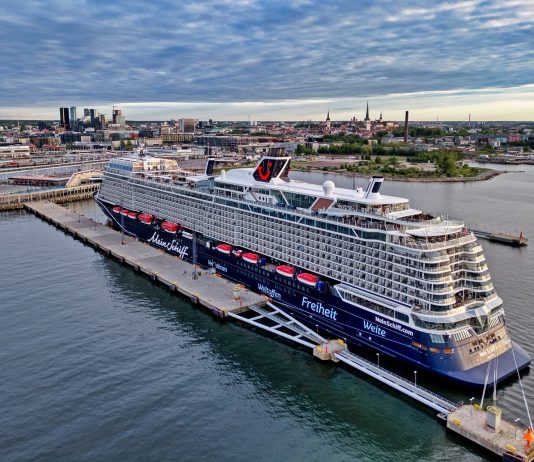 The Death of Free Front-Row Seating? One Cruise Line Is Testing a New Theater Fee Mein Schiff 7 TUI Cruises ship