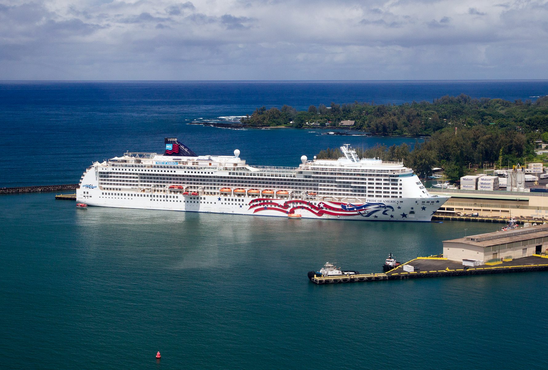 Pride of America cruise ship in Hawaii