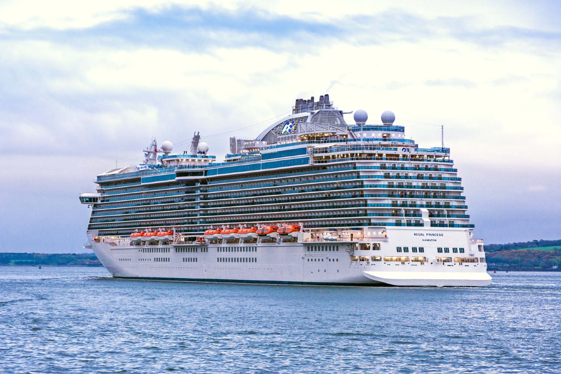 Regal Princess cruise ship