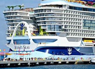 Royal Caribbean's Icon of the Seas in Perfect Day at CocoCay
