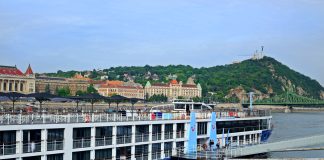 TUI river ship pin Budapest
