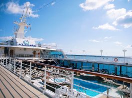 Azamara pool deck