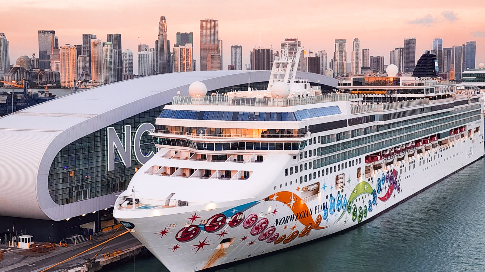 Norwegian Pearl