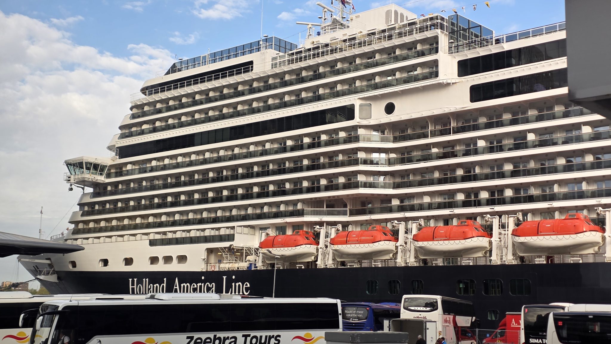 Holland America Line's Nieuw Statendam