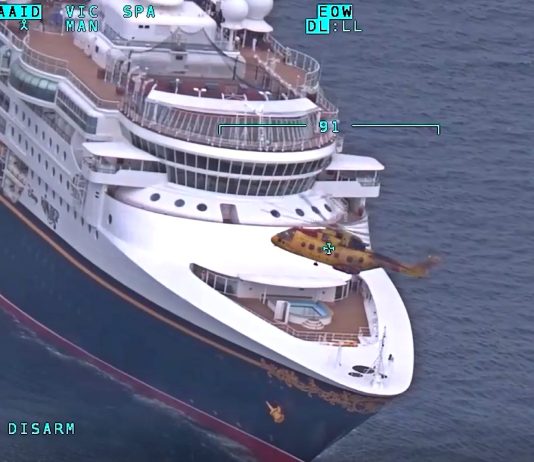Video image of dramatic rescue on Disney Wonder