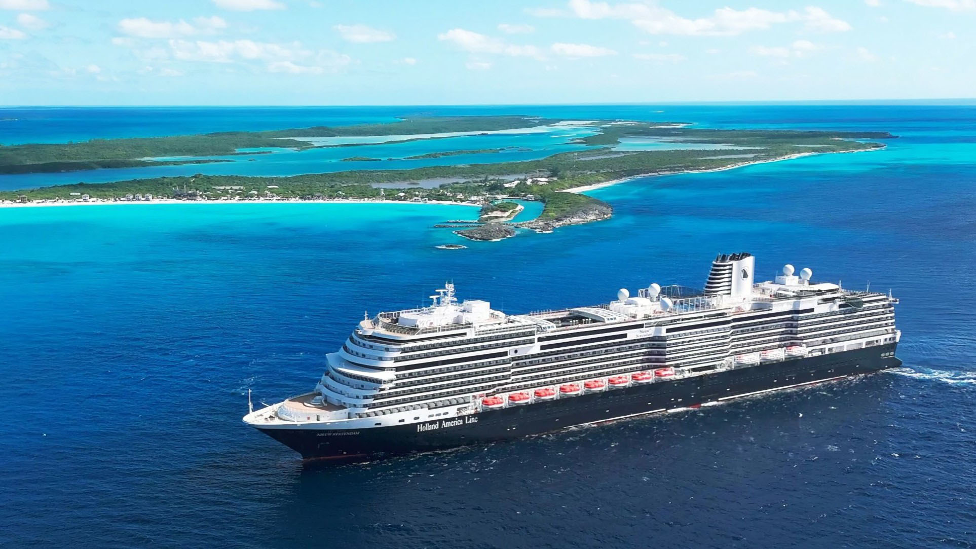 half moon Cay