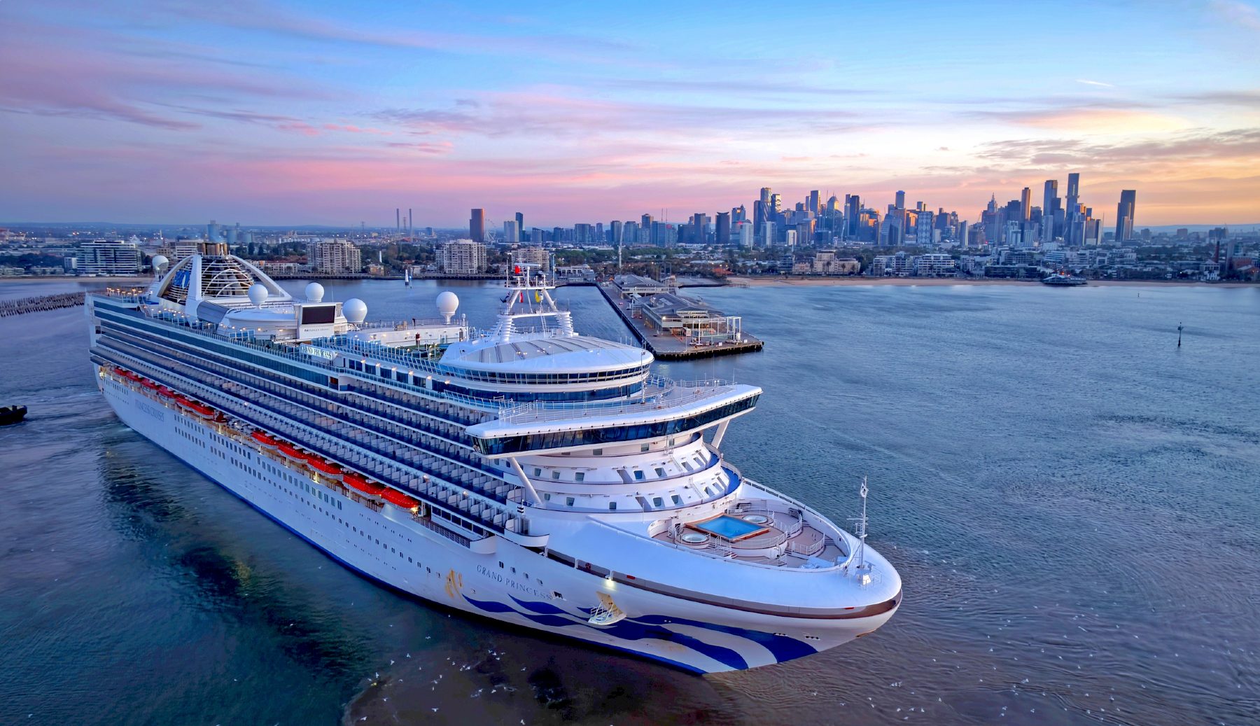 Grand Princess cruise ship in Melbourne, Australia