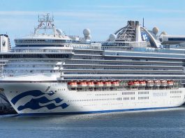 Caribbean Princess cruise ship